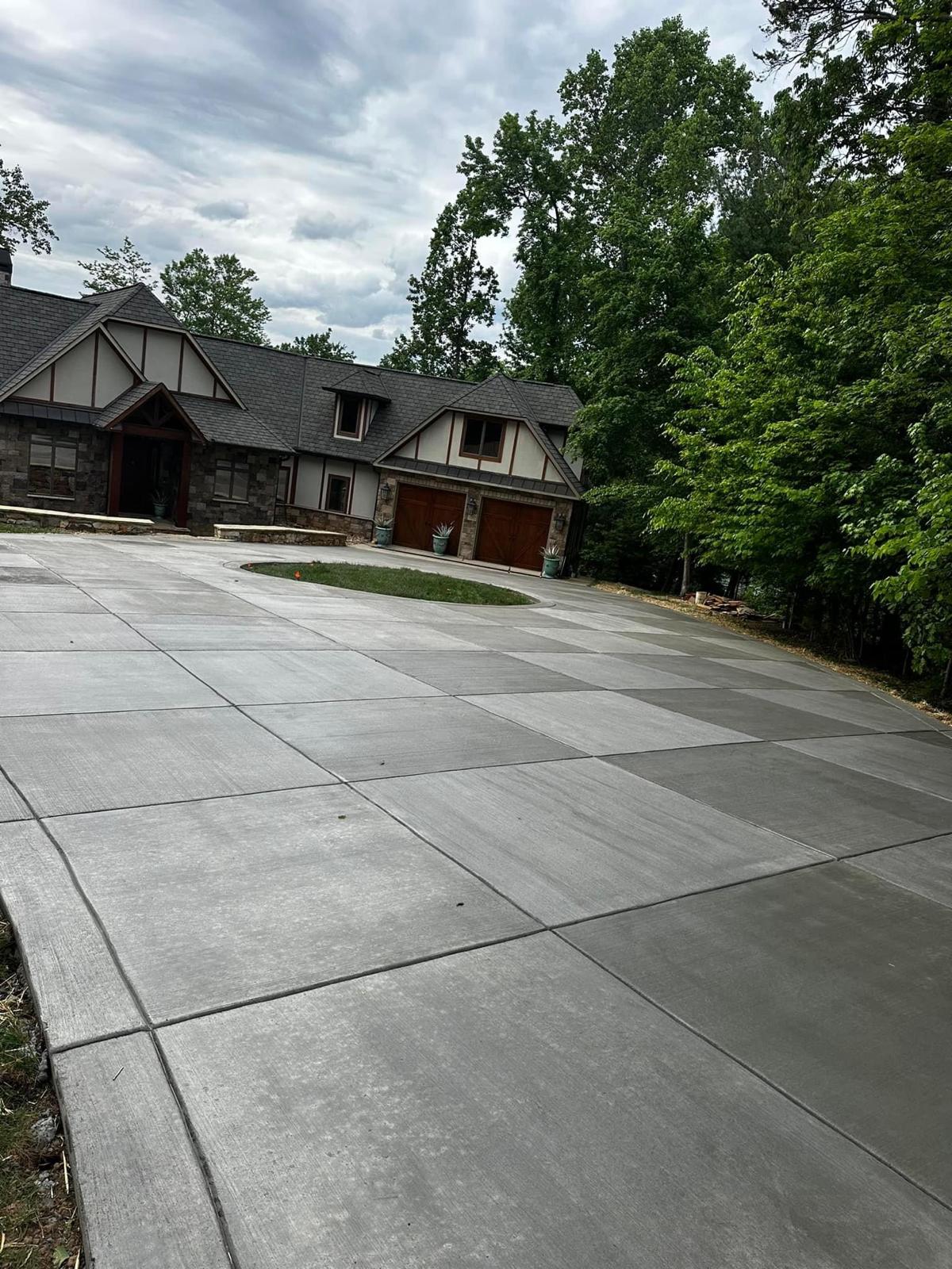 Custom driveway finish